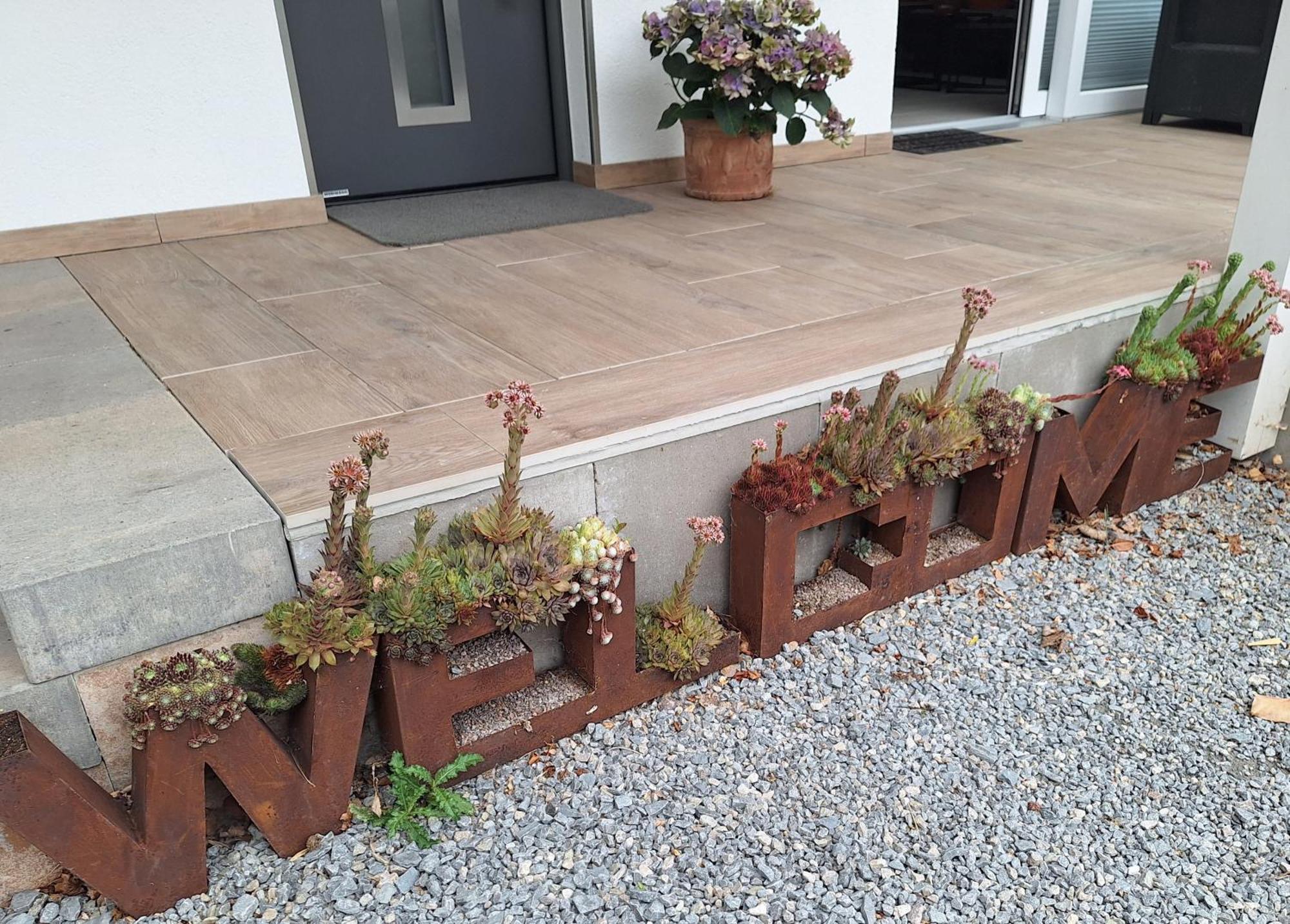 Auszeit Erfurt - Stilvoller Bungalow Mit Parkplatz - Zentrumsnah Екстериор снимка