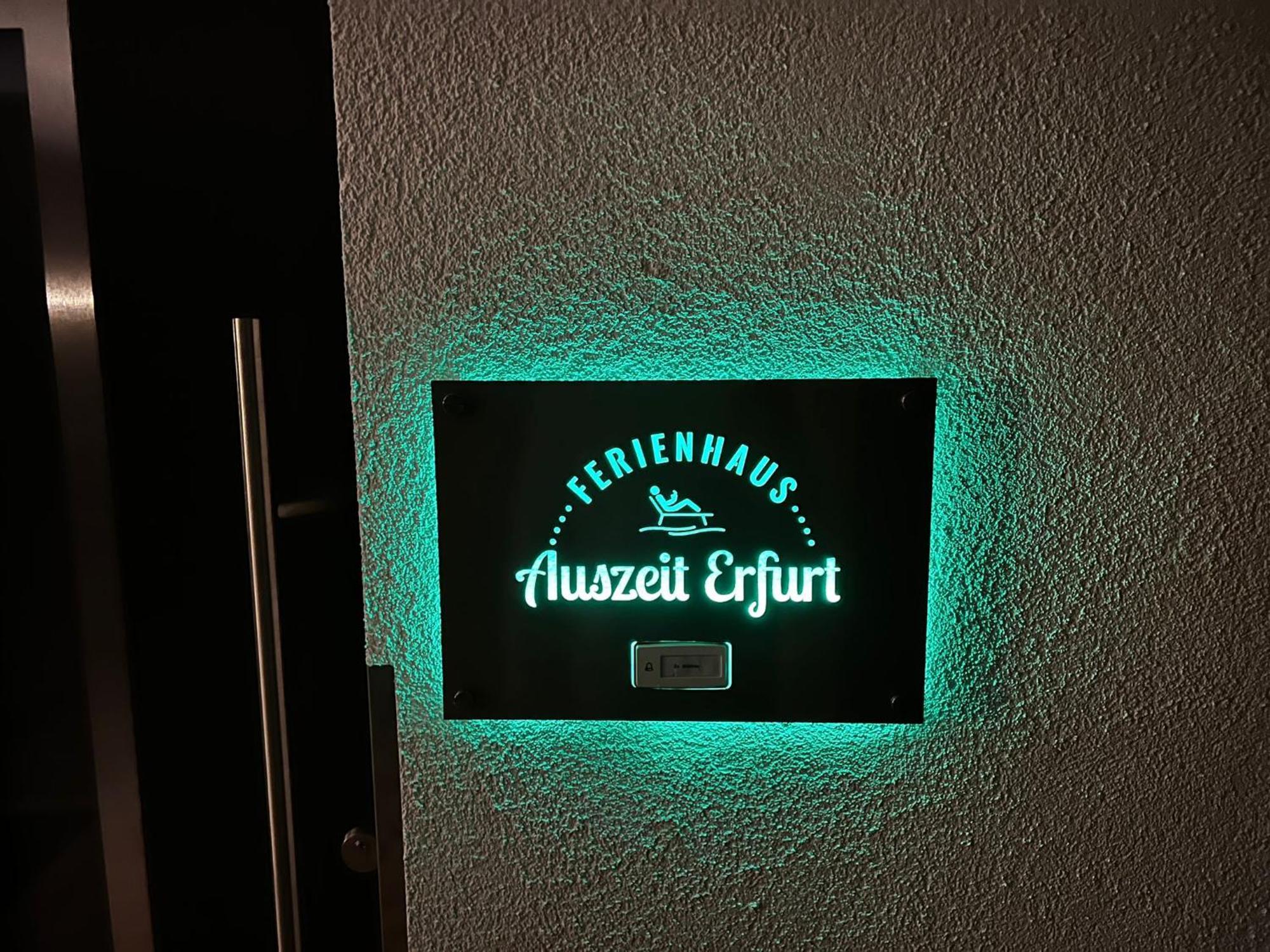 Auszeit Erfurt - Stilvoller Bungalow Mit Parkplatz - Zentrumsnah Екстериор снимка