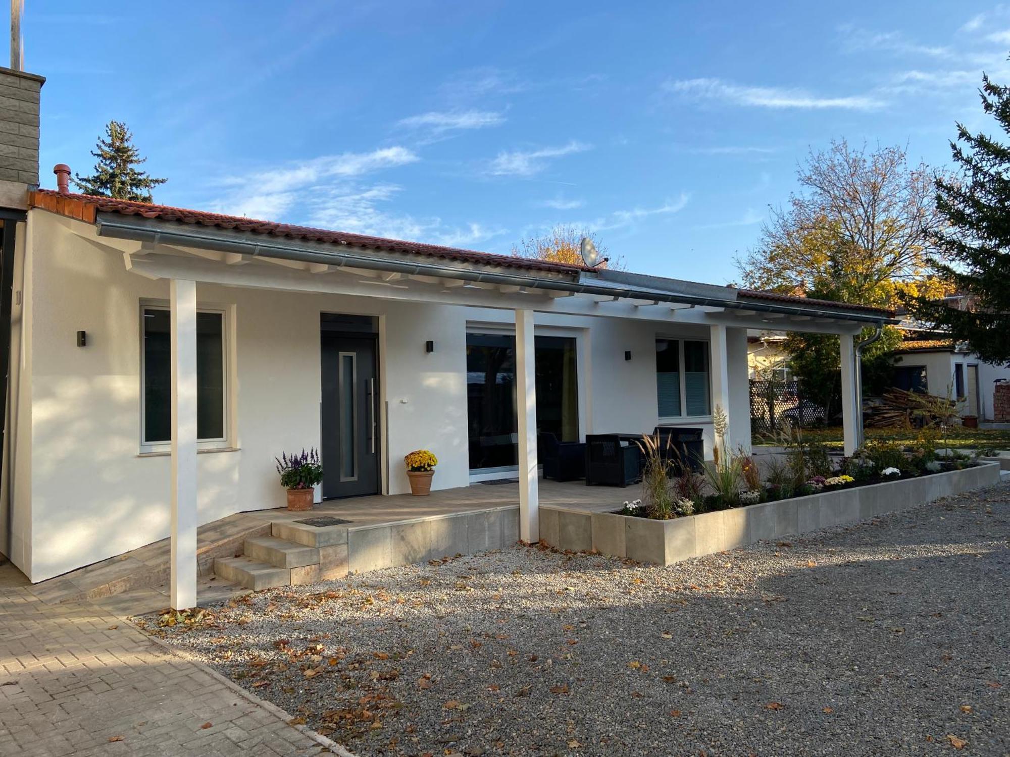 Auszeit Erfurt - Stilvoller Bungalow Mit Parkplatz - Zentrumsnah Екстериор снимка